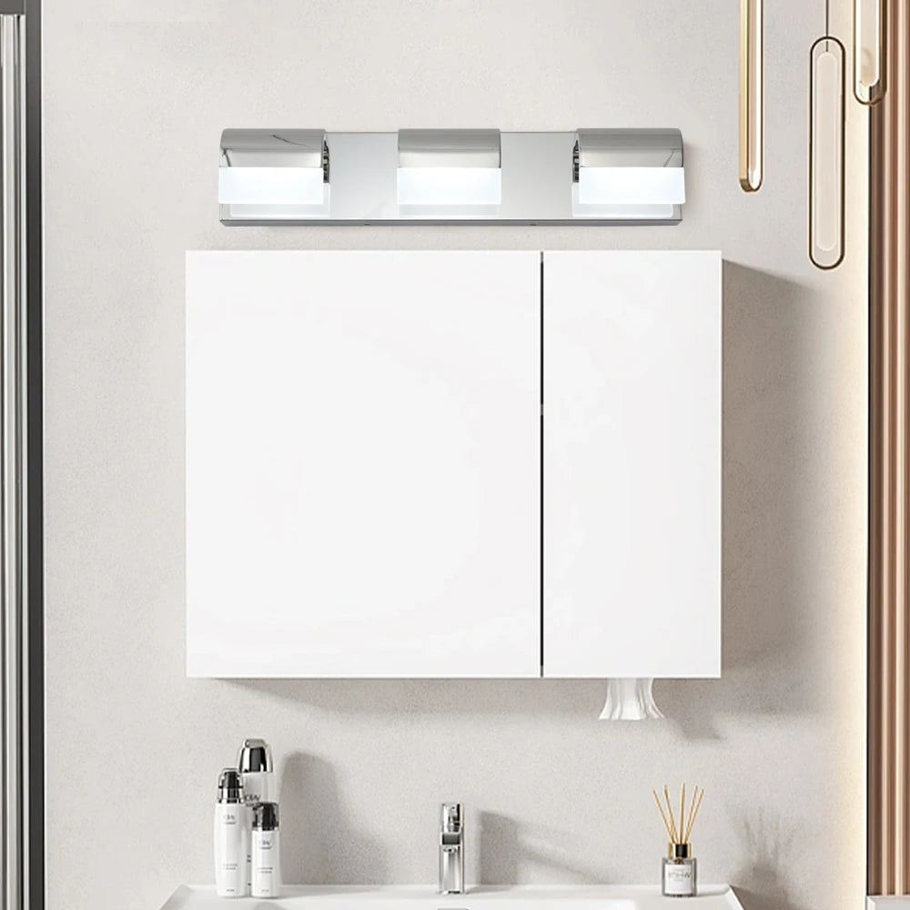 3-Light LED Bathroom Vanity Lighting for Over Mirror Use